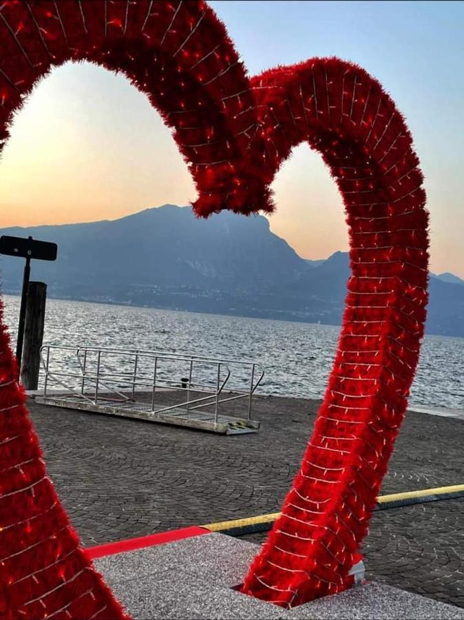 Mahatma Residence Lake View Λατζίζε Εξωτερικό φωτογραφία
